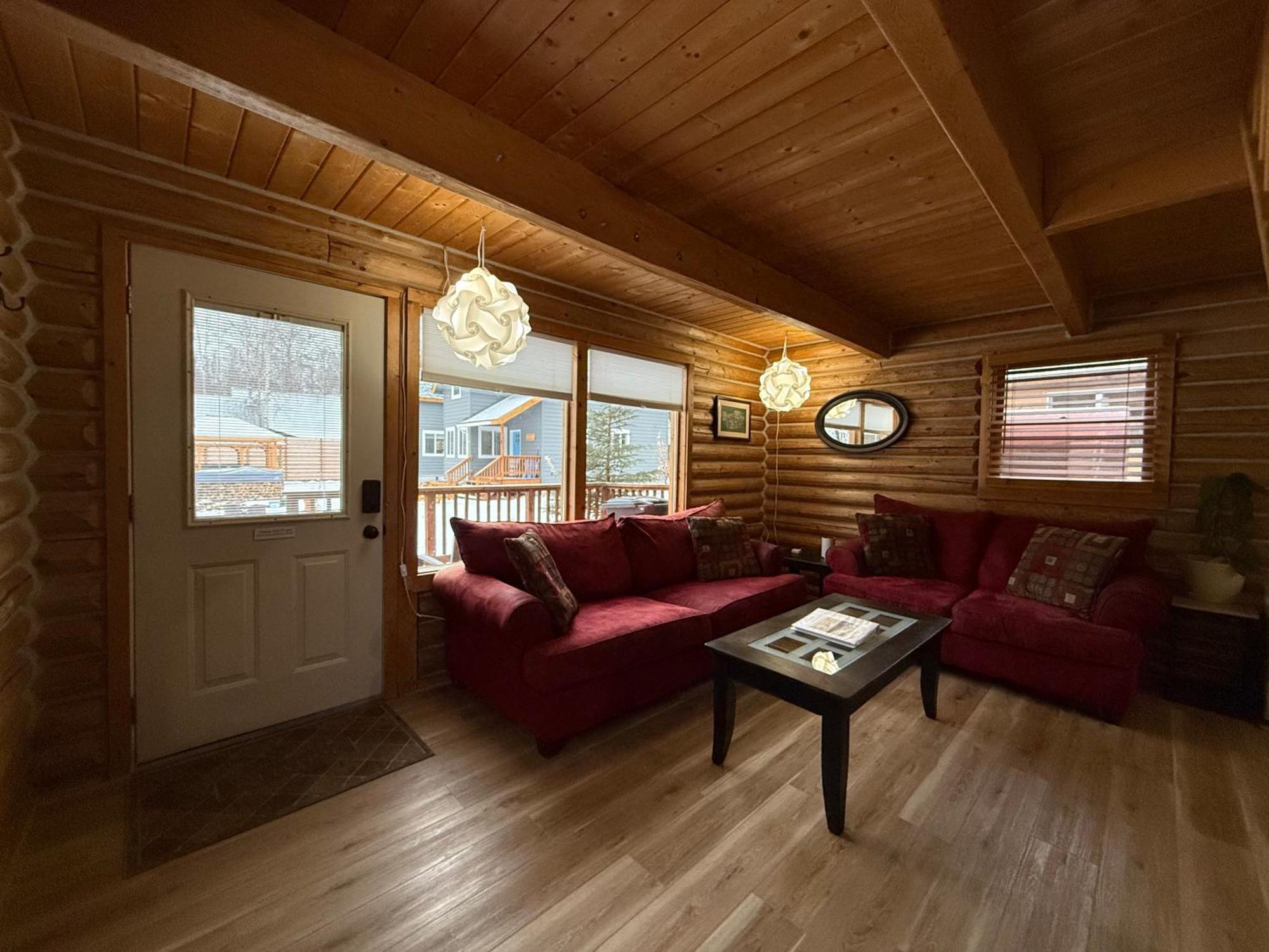 Talkeetna Log Cabin With Hot Tub Unit 2 Exterior foto